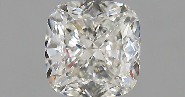 0.90 carat Cushion diamond I VVS2 