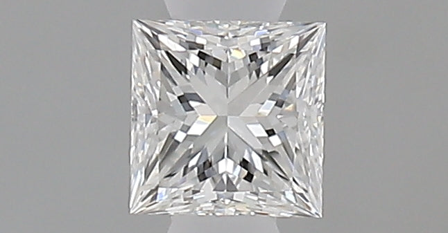 0.27 carat Princess diamond E  VVS2