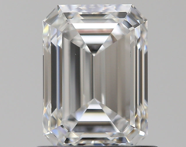 0.90 carat Emerald diamond E VVS2 
