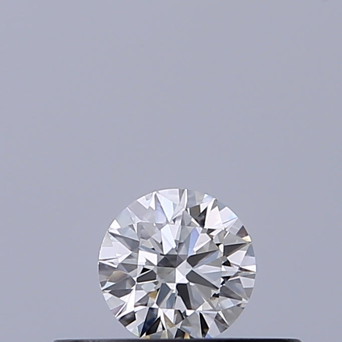 0.18 carat Round diamond F VVS2 Excellent