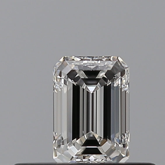 0.29 carat Emerald diamond E  VVS2