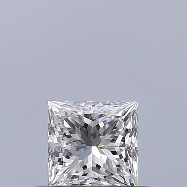 0.31 carat Princess diamond E VVS1 