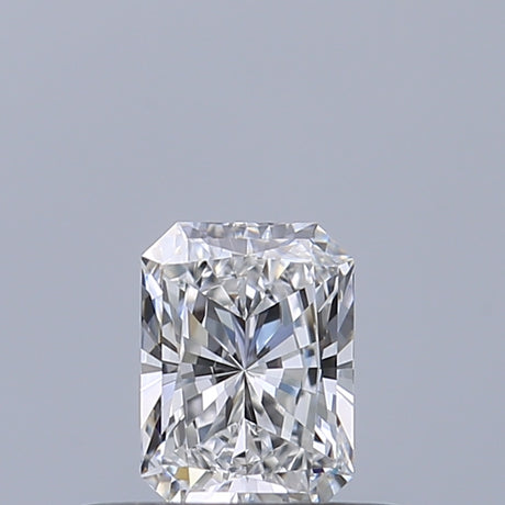 0.30 carat Radiant diamond D VVS1 