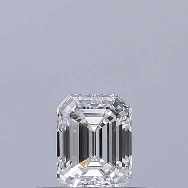 0.23 carat Emerald diamond E VVS2 