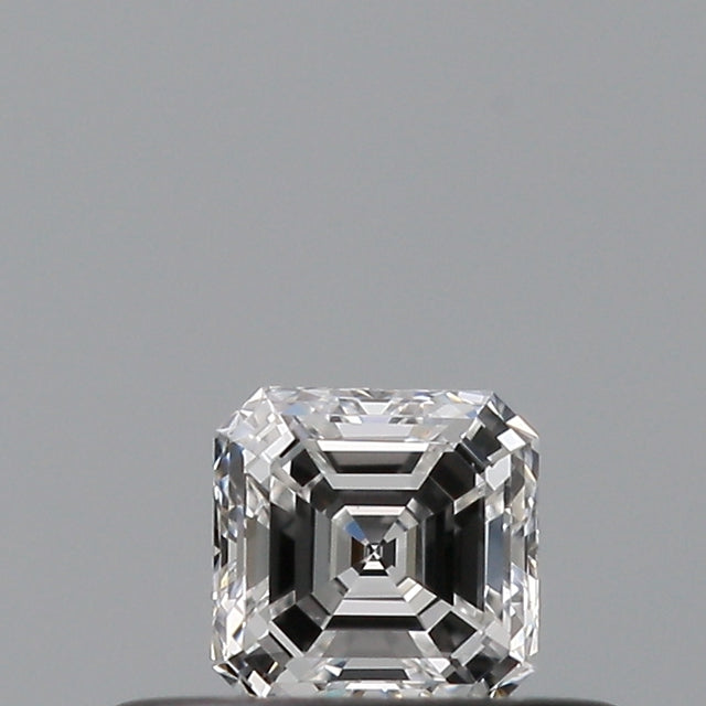 0.24 carat Emerald diamond E VS1 