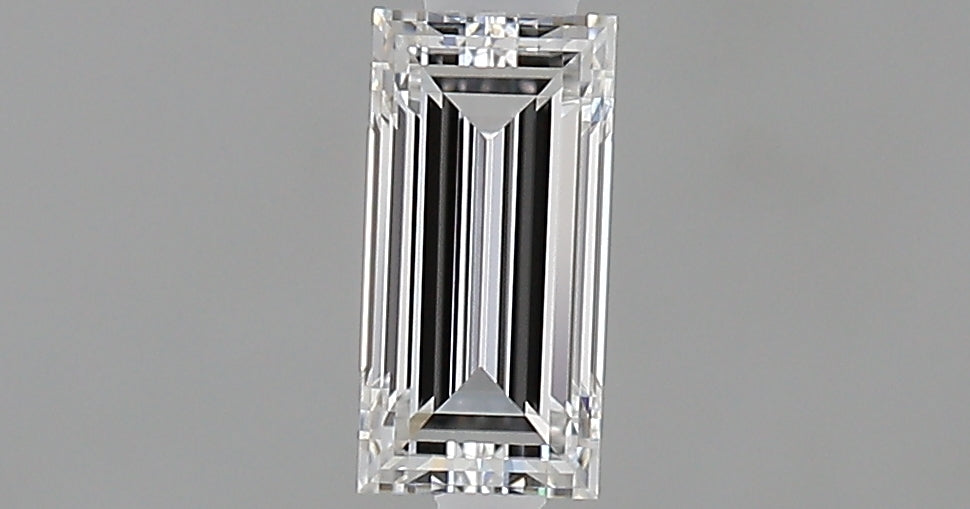 0.46 carat Baguette diamond E  VVS1