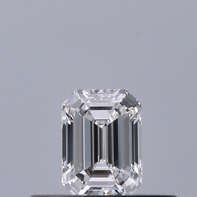 0.25 carat Emerald diamond D VVS1 
