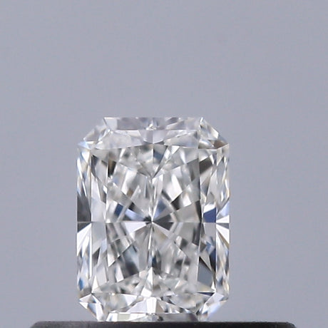 0.30 carat Radiant diamond F VVS1 