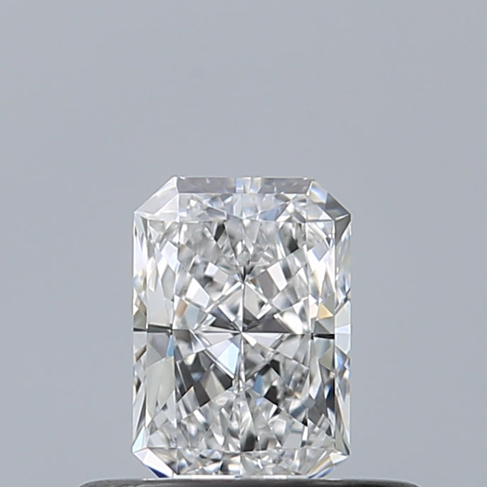 0.33 carat Radiant diamond D VVS1 