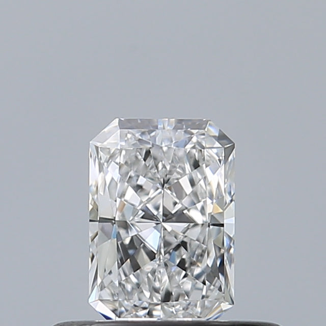 0.33 carat Radiant diamond D VVS1 