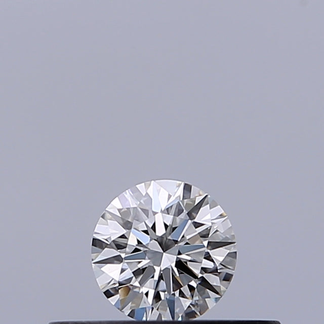 0.18 carat Round diamond F VVS2 Excellent