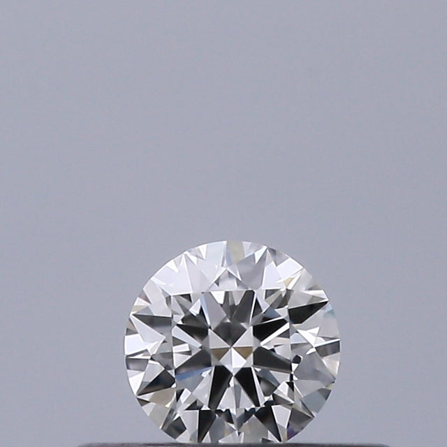 0.18 carat Round diamond E VVS2 Excellent