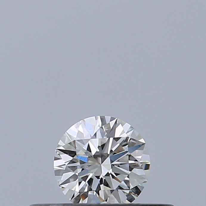 0.18 carat Round diamond E VVS2 Excellent