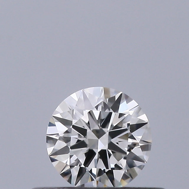 0.27 carat Round diamond F VVS2 Excellent