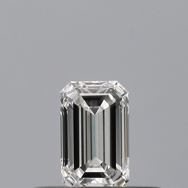 0.23 carat Emerald diamond E IF 