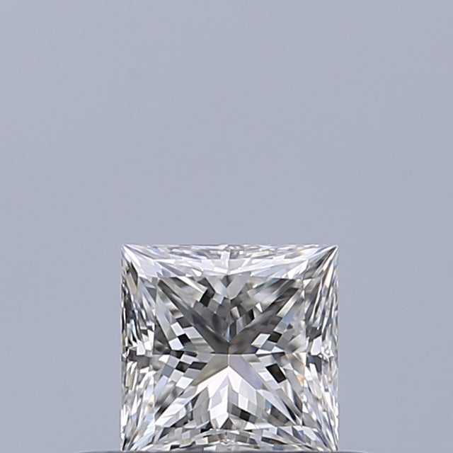 0.30 carat Princess diamond E VVS1 