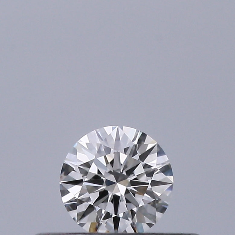 0.18 carat Round diamond E VVS2 Excellent