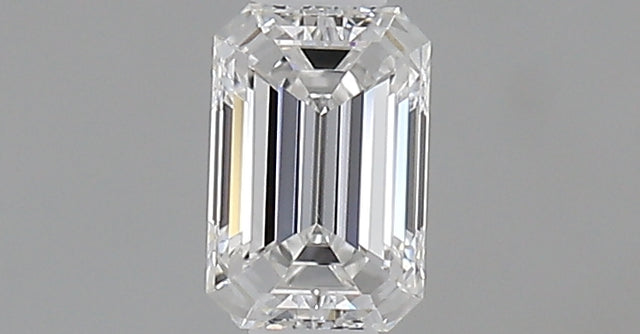 0.32 carat Emerald diamond E  VVS1 