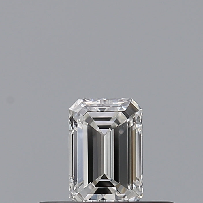 0.23 carat Emerald diamond F  VS2