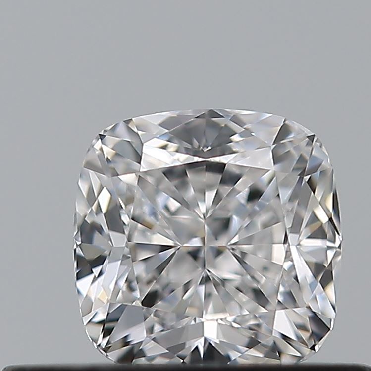 0.45 carat Cushion diamond E  VVS1