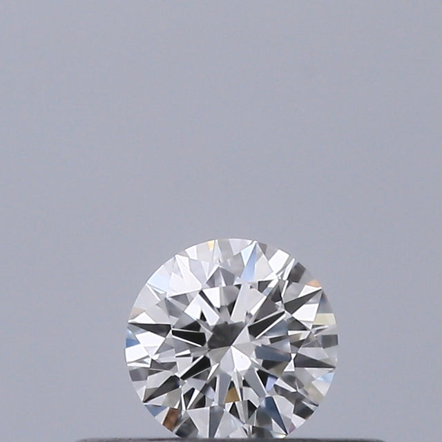 0.18 carat Round diamond F VVS2 Excellent