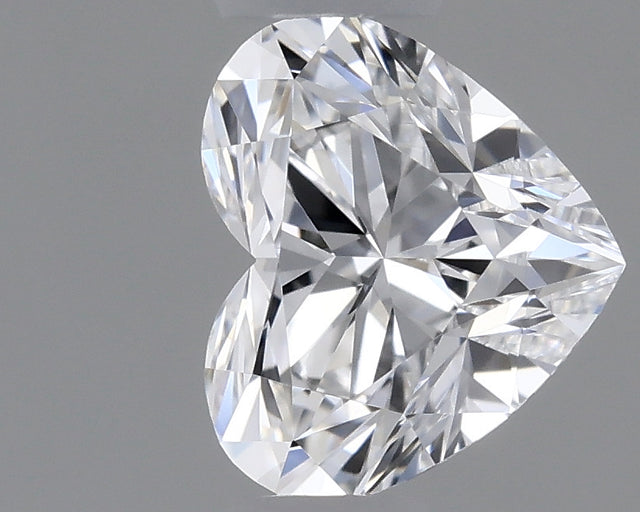0.44 carat Heart diamond E VVS2 