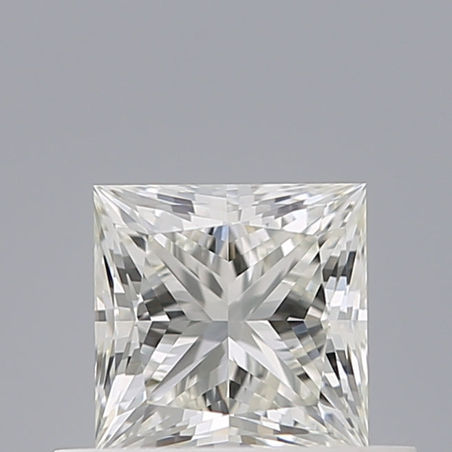 0.60 carat Princess diamond H VVS1 VeryGood