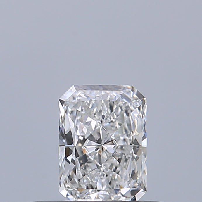 0.31 carat Radiant diamond D IF 