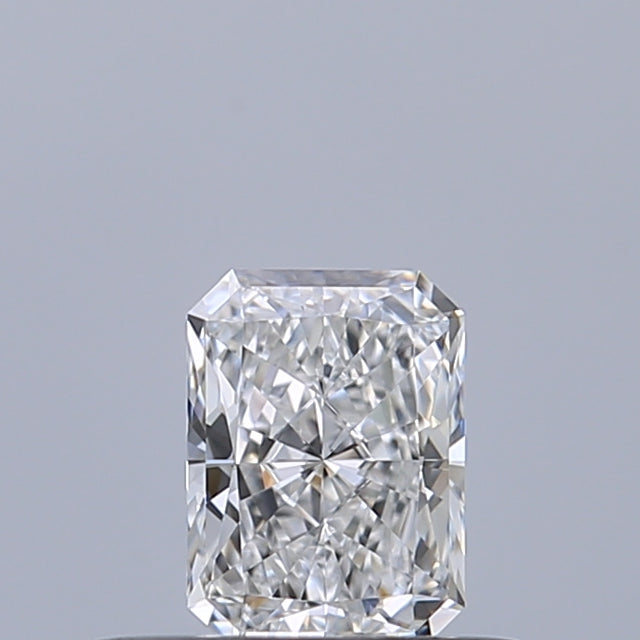 0.31 carat Radiant diamond D IF 
