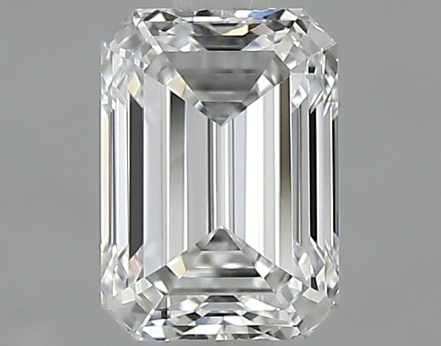 0.90 carat Emerald diamond E IF 