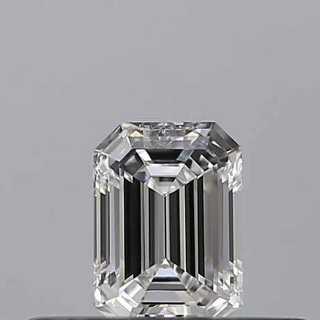0.23 carat Emerald diamond E VS2 