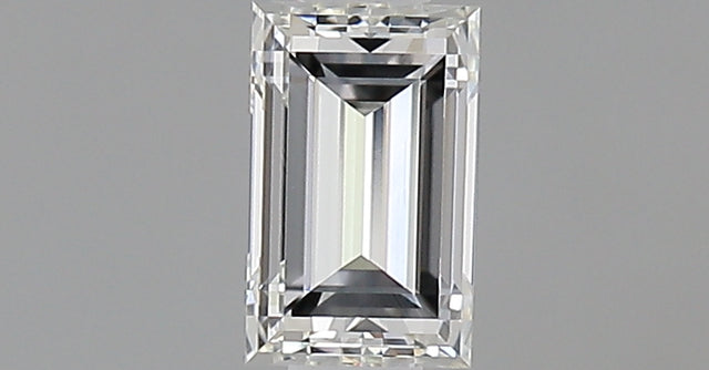 0.45 carat Baguette diamond H VVS2 