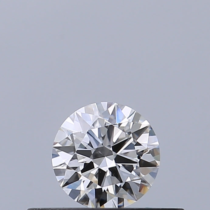 0.24 carat Round diamond D VVS2 Excellent