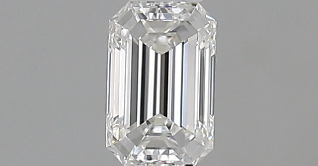 0.26 carat Emerald diamond E VVS2 