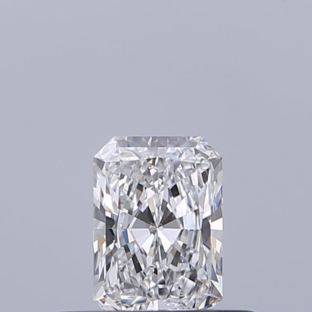 0.30 carat Radiant diamond D VS1 