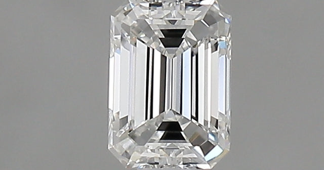 0.30 carat Emerald diamond F  VVS1 