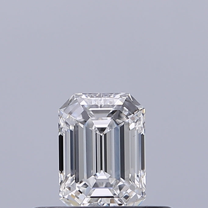 0.32 carat Emerald diamond D VVS2 