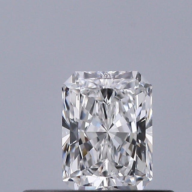 0.31 carat Radiant diamond E VVS1 
