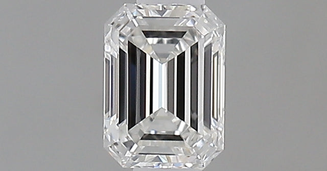 0.31 carat Emerald diamond E VVS1 
