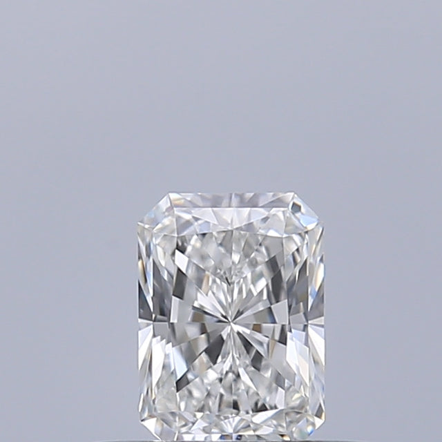0.31 carat Radiant diamond E IF 