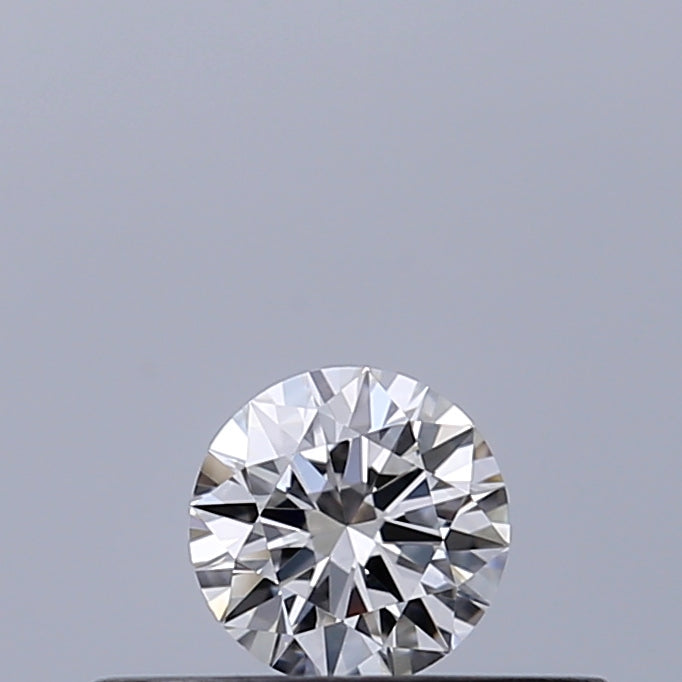 0.18 carat Round diamond F VVS2 Excellent