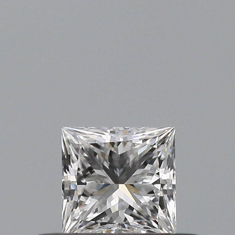 0.27 carat Princess diamond F VVS2 