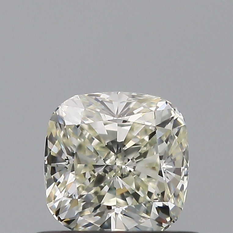 0.54 carat Cushion diamond L  IF