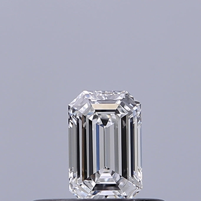 0.23 carat Emerald diamond E VVS1 