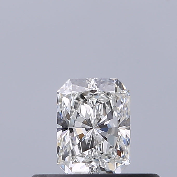 0.30 carat Radiant diamond F VVS1 