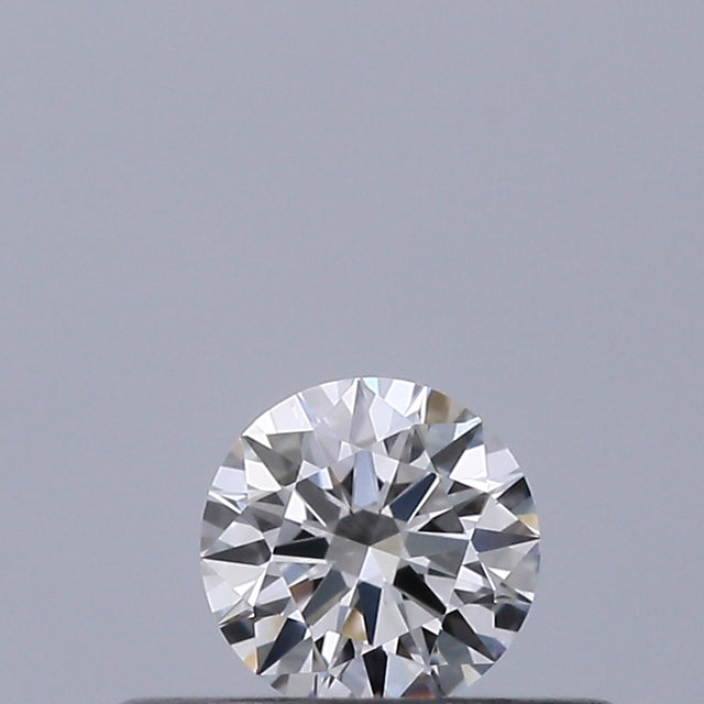 0.18 carat Round diamond E VVS2 Excellent