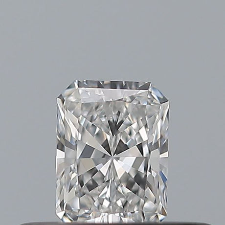 0.23 carat Radiant diamond E VVS1 