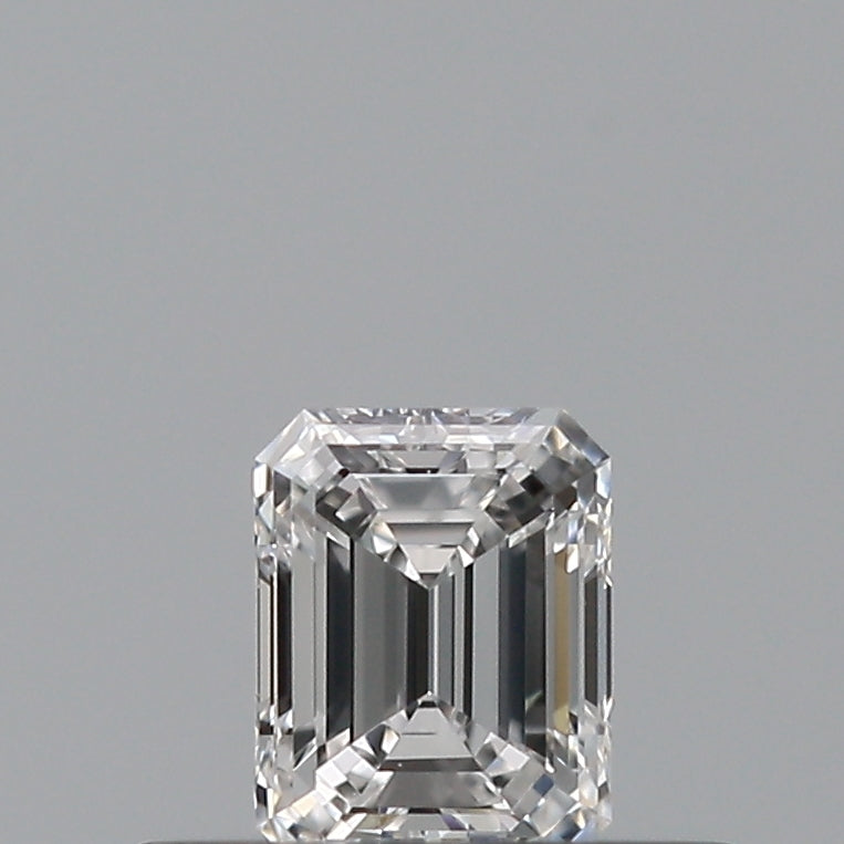 0.25 carat Emerald diamond D  VS1