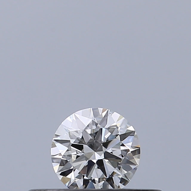 0.18 carat Round diamond E VS2 Excellent