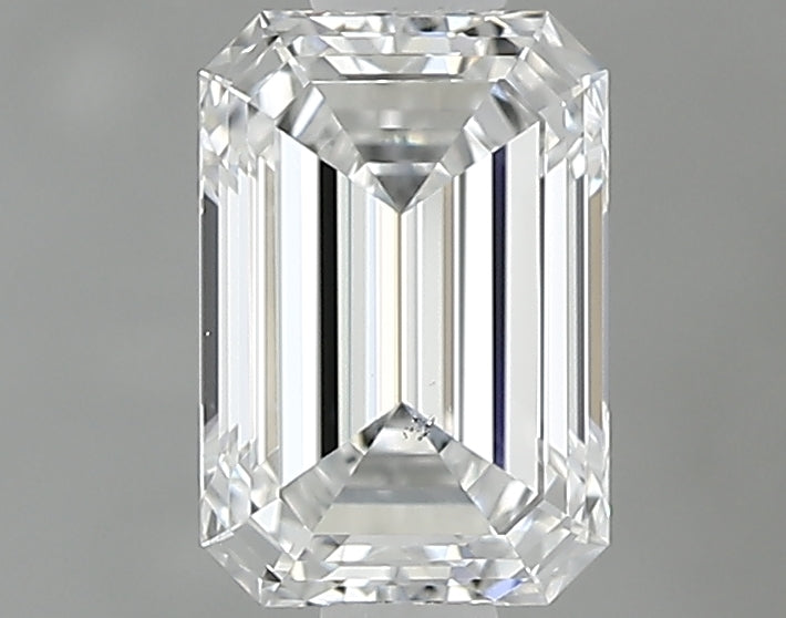 0.76 carat Emerald diamond E VS2 